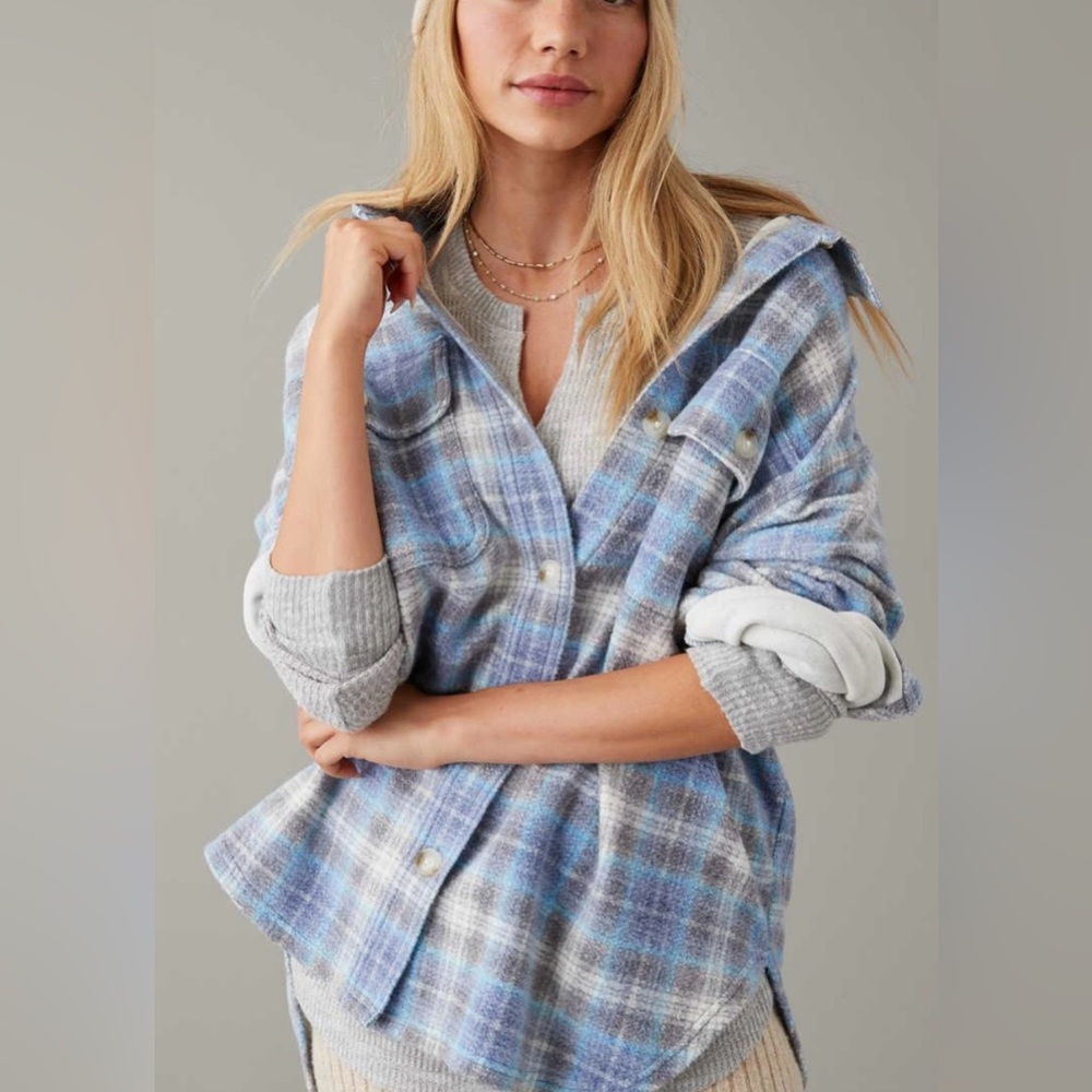 American Eagle Blue Oversized Plaid Fleece & Love
Shacket - Picture 2 of 12